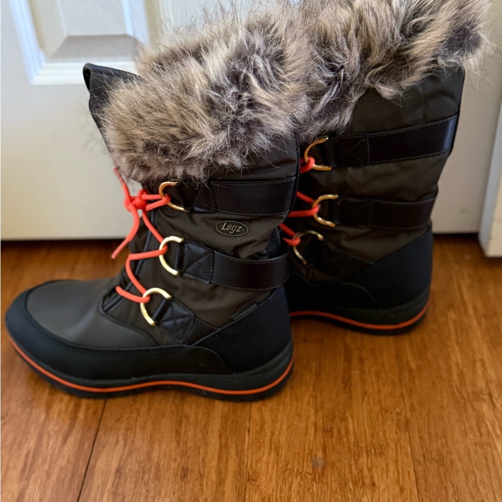 Lugz Women's Black and Orange Winter Boots with Faux Fur